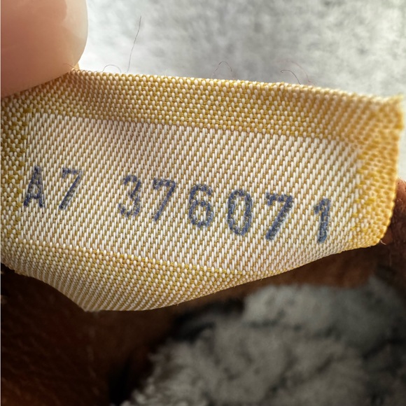 90s VINTAGE Dooney & Bourke Clean AWL Zip Top Satchel British Tan – MADE IN USA - Picture 5 of 16